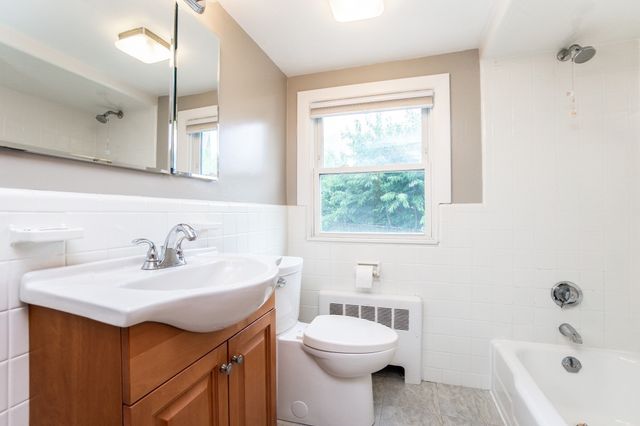 92 Elsie St, Everett, MA 02149