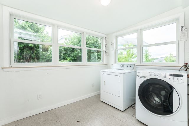 92 Elsie St, Everett, MA 02149