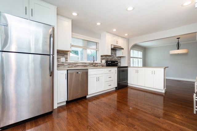 92 Elsie St, Everett, MA 02149