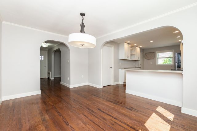 92 Elsie St, Everett, MA 02149