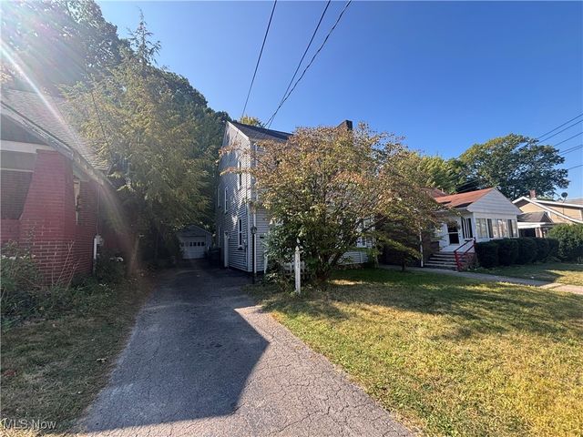 161 E Auburndale Avenue, Youngstown, OH 44507