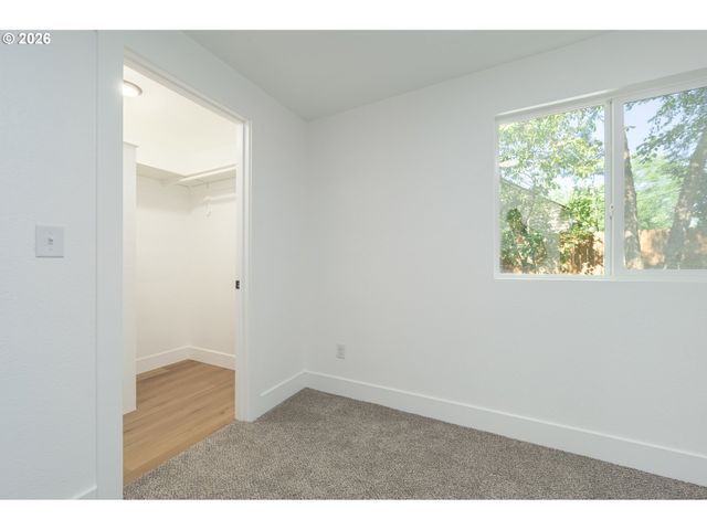 1860 W 12TH Ave, Eugene, OR 97402