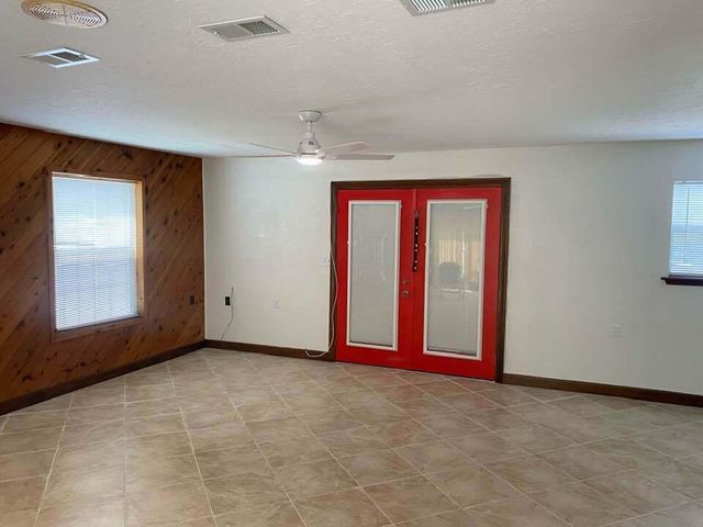 1115 White Point Road, Niceville, FL 32578