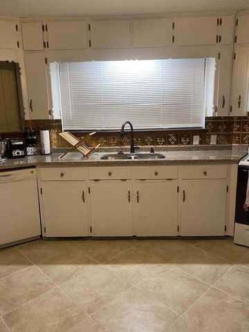 1115 White Point Road, Niceville, FL 32578