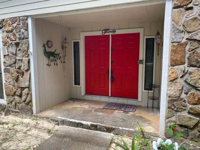 1115 White Point Road, Niceville, FL 32578