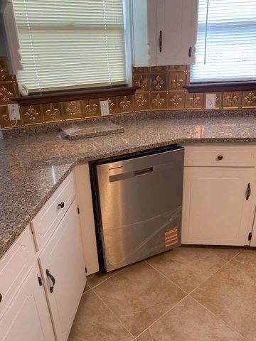1115 White Point Road, Niceville, FL 32578