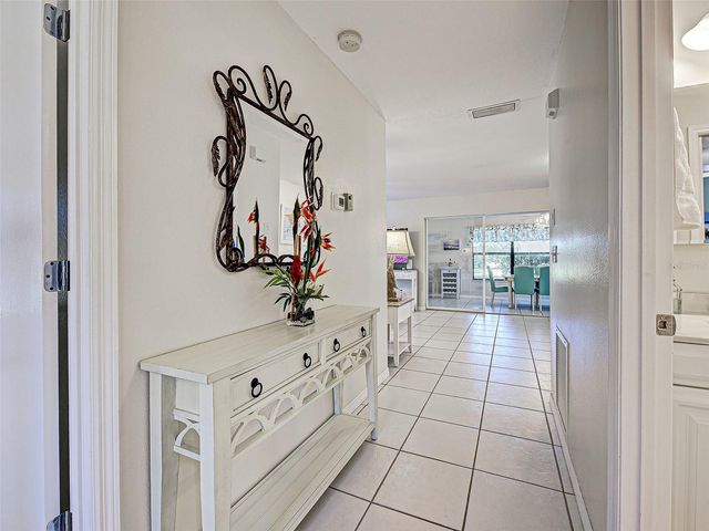 1657 BAL HARBOUR DRIVE 2, Venice, FL 34293