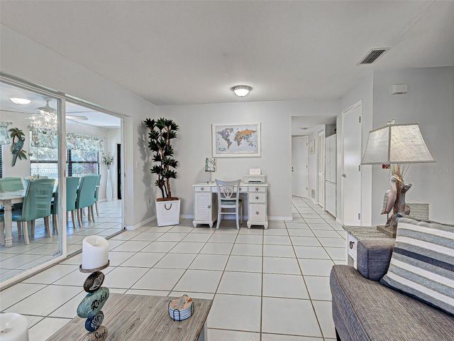 1657 BAL HARBOUR DRIVE 2, Venice, FL 34293