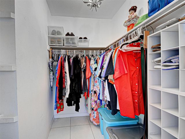 1657 BAL HARBOUR DRIVE 2, Venice, FL 34293