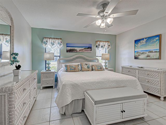 1657 BAL HARBOUR DRIVE 2, Venice, FL 34293