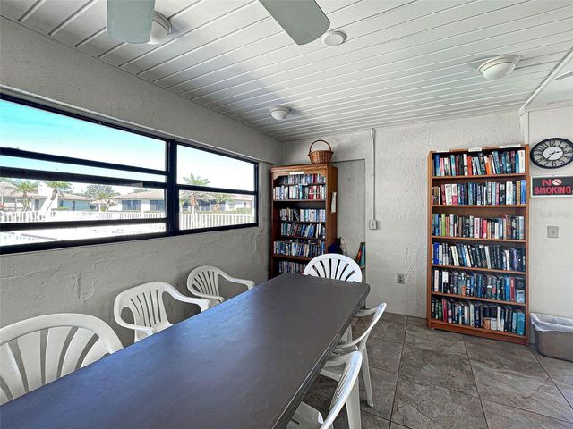 1657 BAL HARBOUR DRIVE 2, Venice, FL 34293