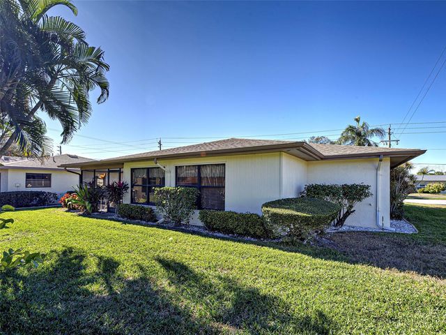 1657 BAL HARBOUR DRIVE 2, Venice, FL 34293