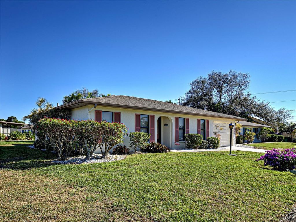 1657 BAL HARBOUR DRIVE 2, Venice, FL 34293