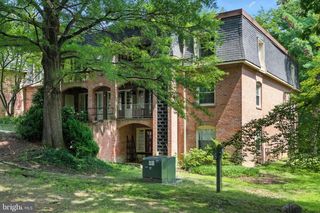 8110-D COLONY POINT RD #D, Springfield, VA 22152