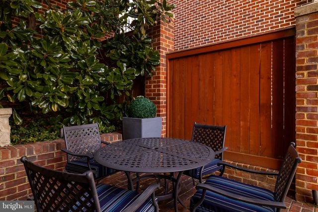 4608 KENMORE DR NW, Washington, DC 20007