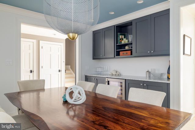 4608 KENMORE DR NW, Washington, DC 20007