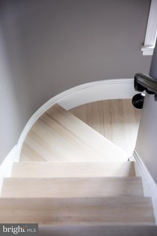 4608 KENMORE DR NW, Washington, DC 20007