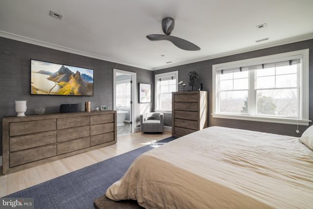 4608 KENMORE DR NW, Washington, DC 20007