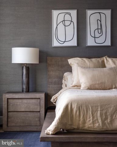 4608 KENMORE DR NW, Washington, DC 20007