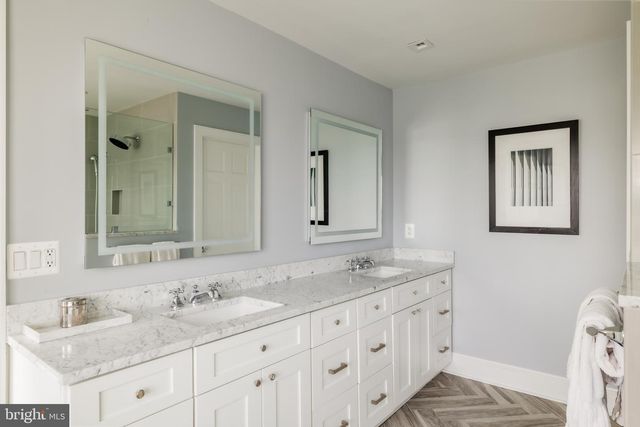 4608 KENMORE DR NW, Washington, DC 20007