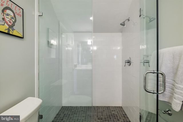 4608 KENMORE DR NW, Washington, DC 20007