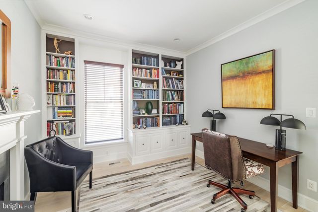 4608 KENMORE DR NW, Washington, DC 20007