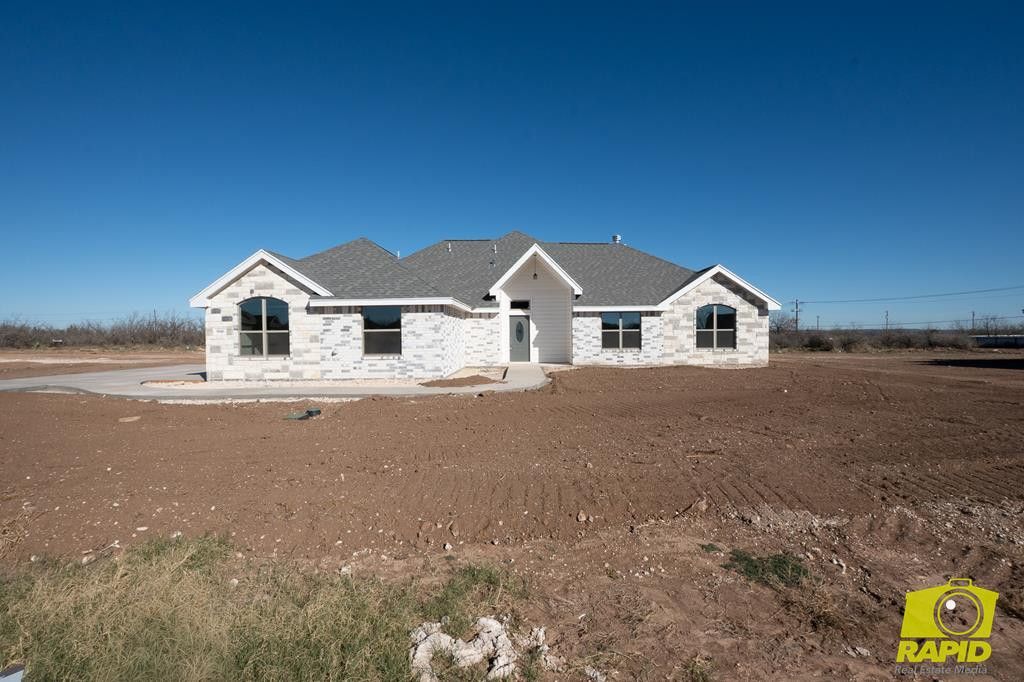 Image 1 of property listing at 9540 Grey Wolf Lane, San Angelo, TX 76901