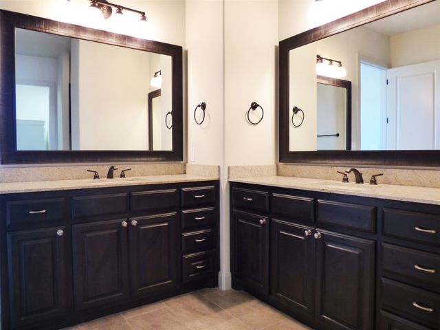 545 Via Amalfi 301, Irving, TX 75039