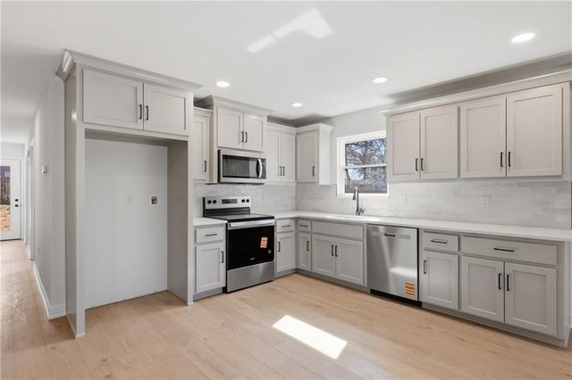 309 N Cedar Avenue, Independence, MO 64053