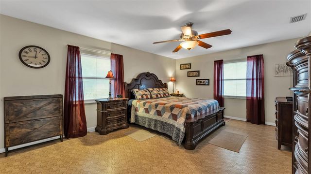 815 W SOCRUM LOOP ROAD, Lakeland, FL 33809