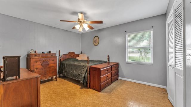 815 W SOCRUM LOOP ROAD, Lakeland, FL 33809