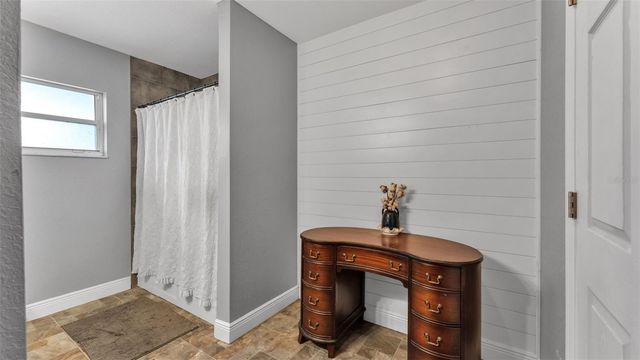 815 W SOCRUM LOOP ROAD, Lakeland, FL 33809