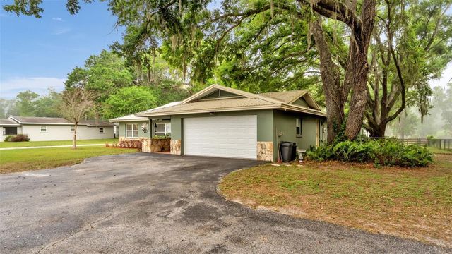 815 W SOCRUM LOOP ROAD, Lakeland, FL 33809