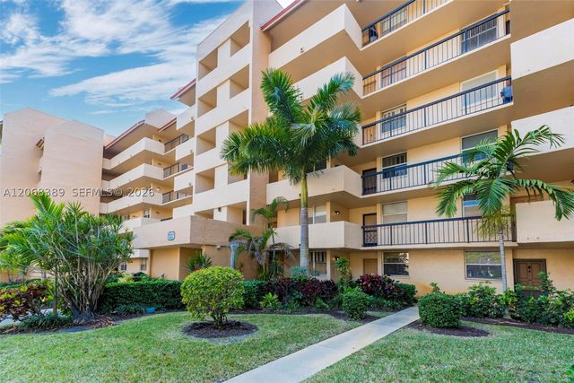 3671 Environ Blvd 368, Lauderhill, FL 33319