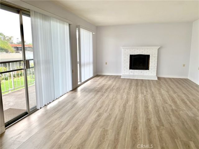2286 Via Puerta D, Laguna Woods, CA 92637