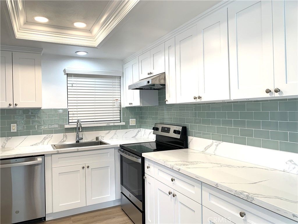 2286 Via Puerta D, Laguna Woods, CA 92637