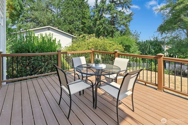 10118 184th Avenue NE, Redmond, WA 98052