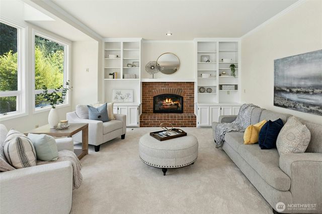 10118 184th Avenue NE, Redmond, WA 98052