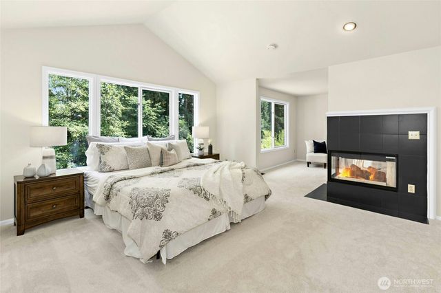 10118 184th Avenue NE, Redmond, WA 98052