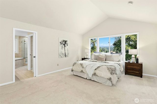 10118 184th Avenue NE, Redmond, WA 98052