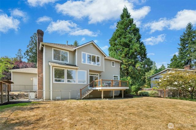 10118 184th Avenue NE, Redmond, WA 98052