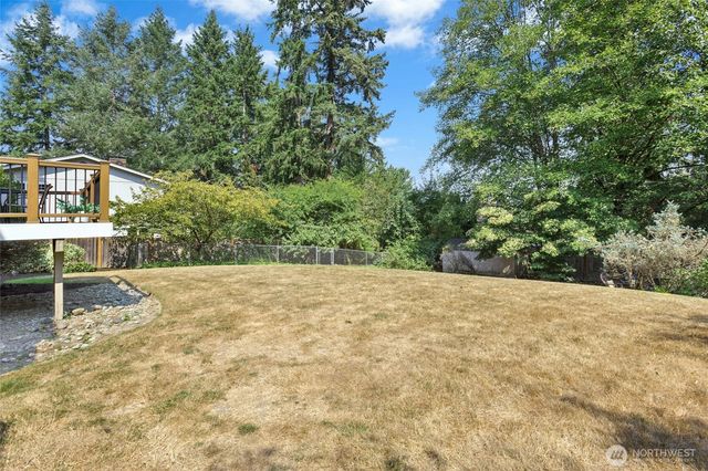 10118 184th Avenue NE, Redmond, WA 98052