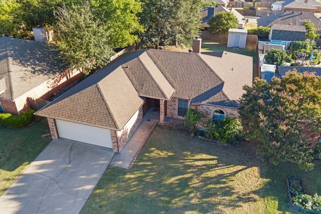 6349 Hunters Glen Drive, Watauga, TX 76148