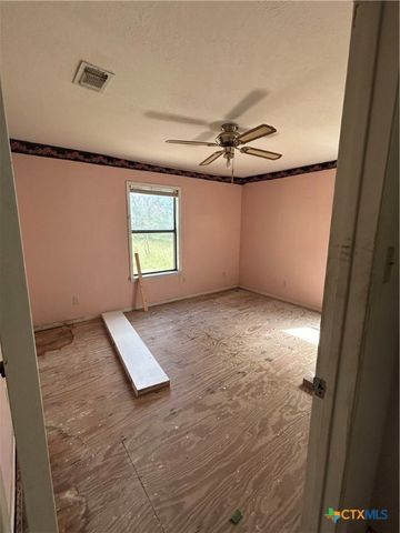 3849 Zion Hill Rd, Seguin, TX 78155