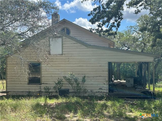 3849 Zion Hill Rd, Seguin, TX 78155