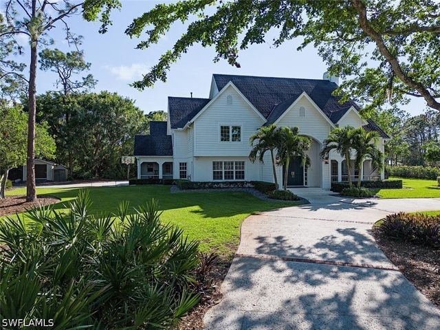 198 Carica RD, Naples, FL 34108