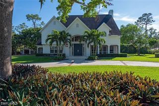 198 Carica RD, Naples, FL 34108