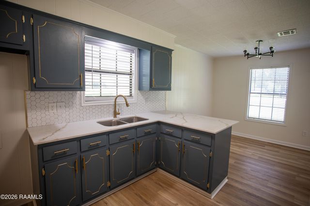 1283 Courtableau Highway, Arnaudville, LA 70512