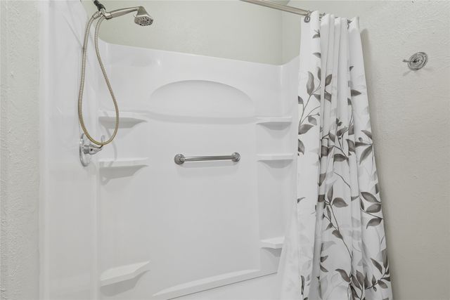 2611 Jenny Lane, Euless, TX 76039