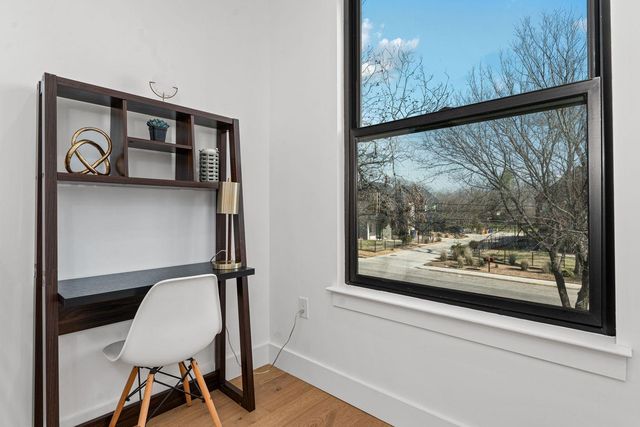 910 Tillery ST A, Austin, TX 78702